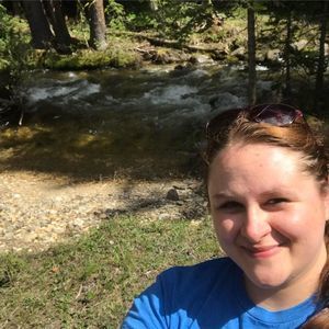 Meet your Posher, Danielle